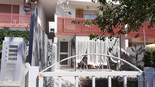 3 rooms Villa in Manfredonia, Italy No. 302882