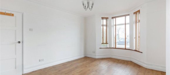 2 bedrooms Commercial property in Finchley, United Kingdom No. 3637 3