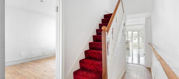 2 bedrooms Commercial property in Finchley, United Kingdom No. 3637 2