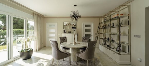 6 bedrooms Villa in Marbella, Spain No. 48509 25