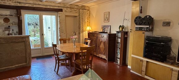 3 bedrooms House in Epone, France No. 136978 2