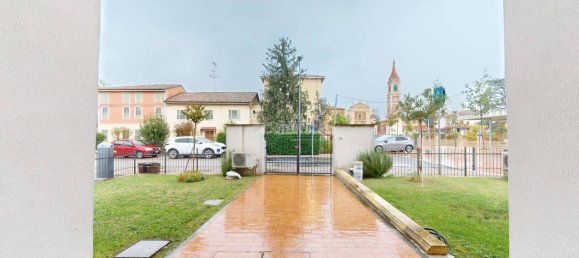 Квартира с 2 спальнями в Терре дель Рено, Италия № 145537 18