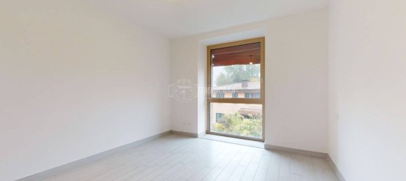 Квартира с 2 спальнями в Терре дель Рено, Италия № 145537 10