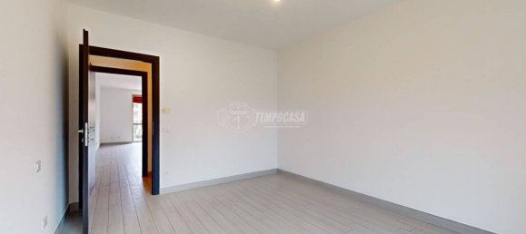 Квартира с 2 спальнями в Терре дель Рено, Италия № 145537 12