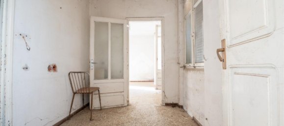 6 rooms House in Costigliole Saluzzo, Italy No. 21828 14