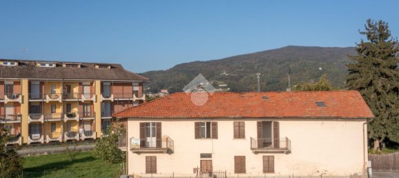 6 rooms House in Costigliole Saluzzo, Italy No. 21828 2