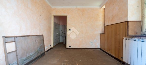 6 rooms House in Costigliole Saluzzo, Italy No. 21828 10