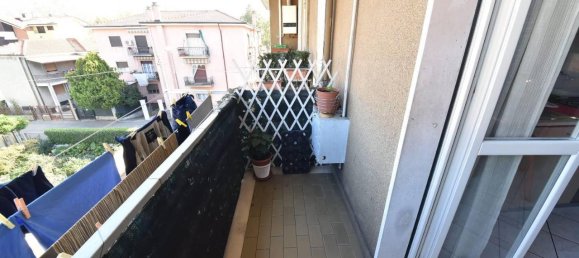 3-salle Appartement à Senago, Italy No. 31632 25