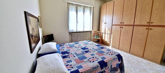 3-salle Appartement à Senago, Italy No. 31632 15