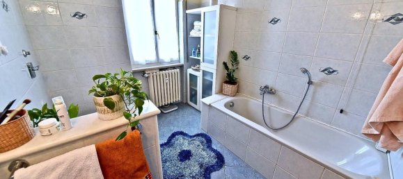 3-salle Appartement à Senago, Italy No. 31632 23