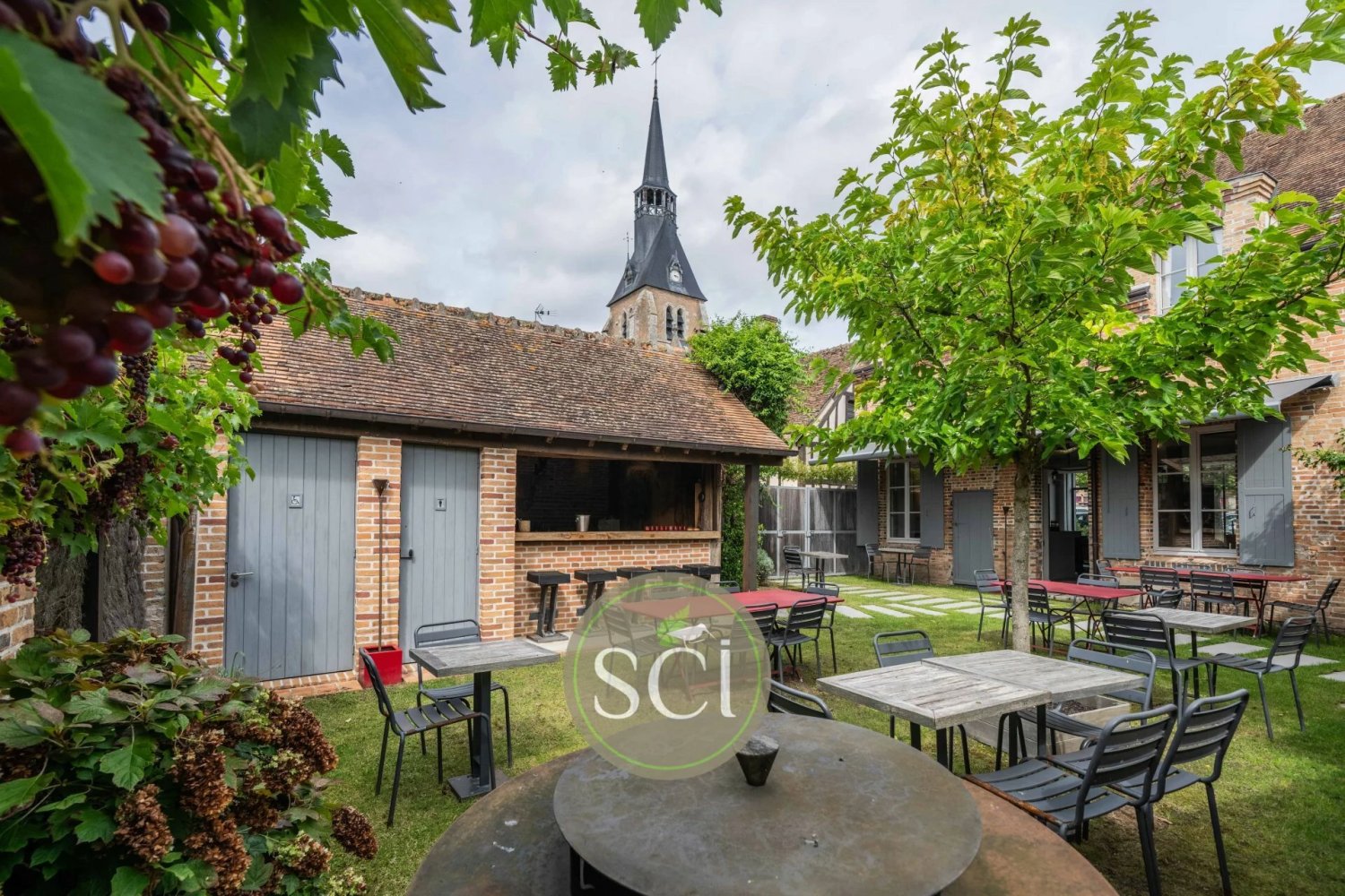 5 Schlafzimmer Haus in Chaumont-sur-Tharonne, France, Nr. 267159
