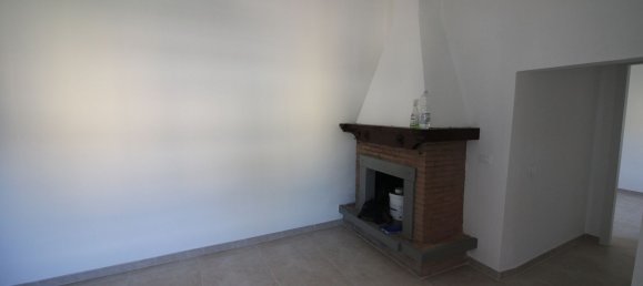 2 bedrooms Apartment in Montespertoli, Italy No. 378046 3