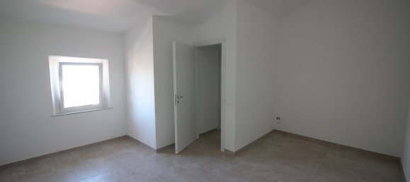 2 bedrooms Apartment in Montespertoli, Italy No. 378046 7