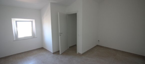 2 bedrooms Apartment in Montespertoli, Italy No. 378046 9