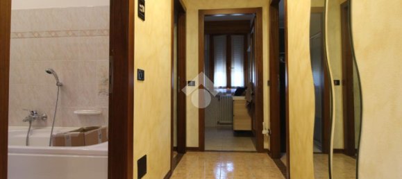 3 Schlafzimmer Doppelhaus in Cadelbosco di Sopra, Italy, Nr. 356129 14