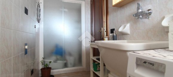 3 Schlafzimmer Doppelhaus in Cadelbosco di Sopra, Italy, Nr. 356129 34