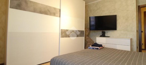 3 Schlafzimmer Doppelhaus in Cadelbosco di Sopra, Italy, Nr. 356129 17