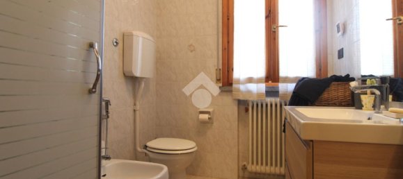 3 Schlafzimmer Doppelhaus in Cadelbosco di Sopra, Italy, Nr. 356129 27