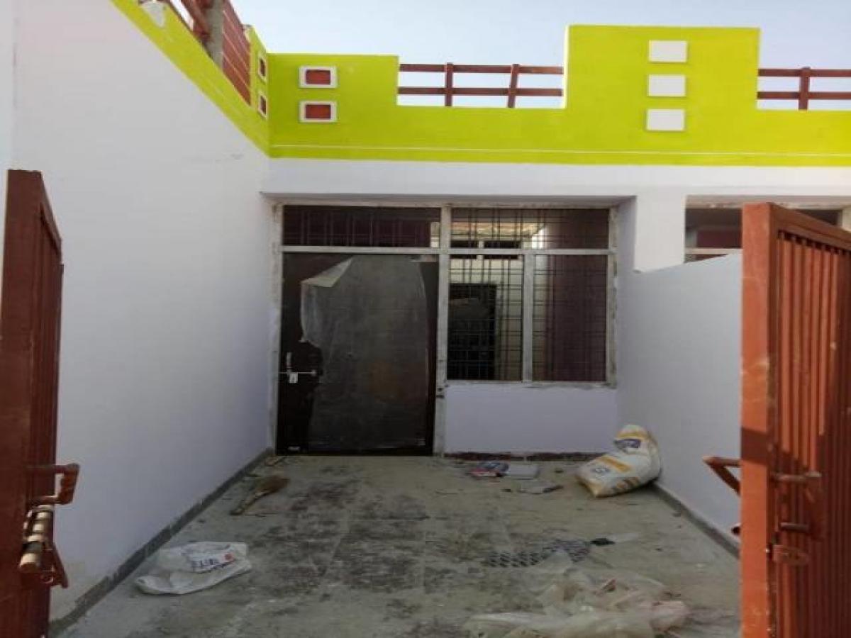 Studio in Lucknow, India No. 16843