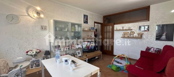 2 bedrooms Apartment in Mantua, Italy No. 250761 2