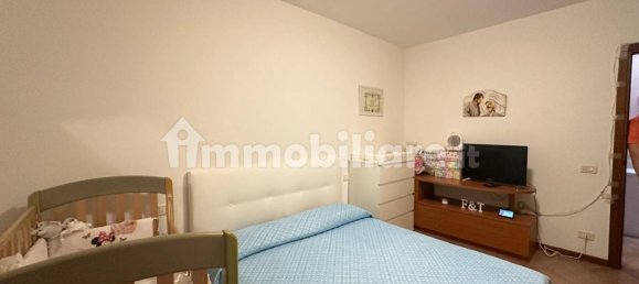2 bedrooms Apartment in Mantua, Italy No. 250761 4