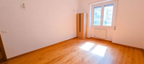 4-salle Appartement à Rome, Italy No. 222750 11