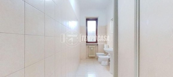 2 rooms Apartment in Turin, Italy No. 148963 7