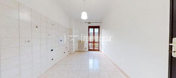 2 rooms Apartment in Turin, Italy No. 148963 4