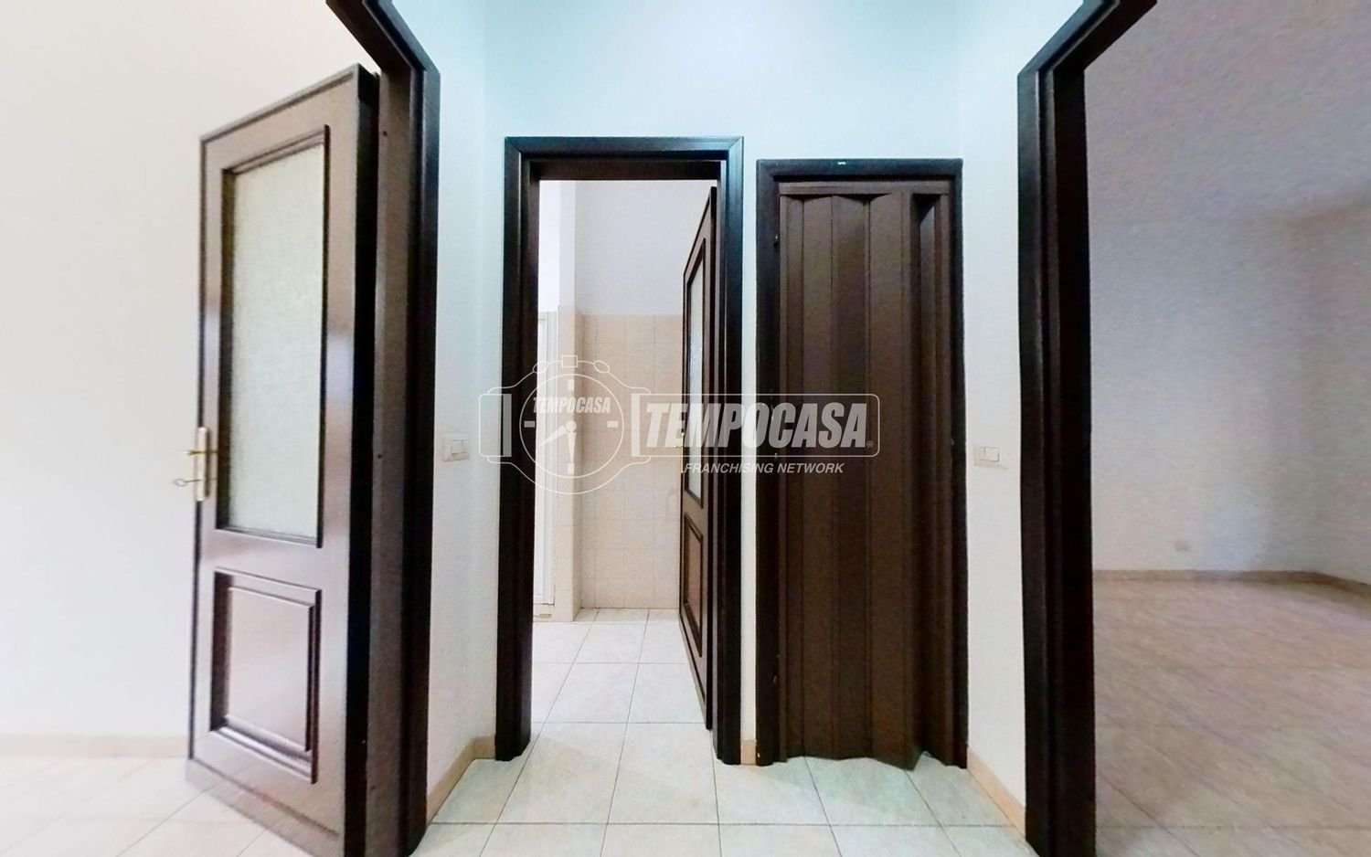 2 rooms Apartment in Turin, Italy No. 148963