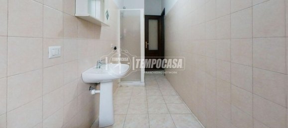 2 rooms Apartment in Turin, Italy No. 148963 16