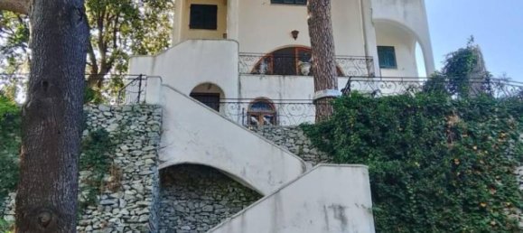 Dúplex de 5 dormitorios en Albissola Marina, Italy No. 286440 20