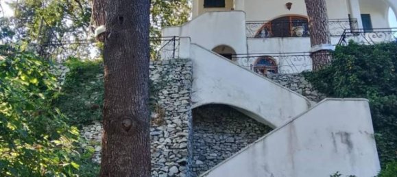 Dúplex de 5 dormitorios en Albissola Marina, Italy No. 286440 18