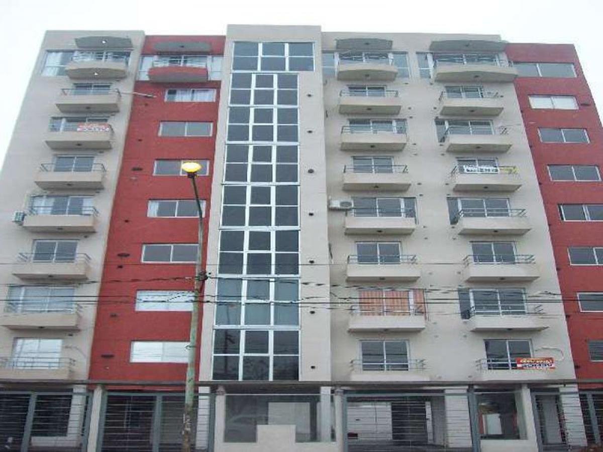 Studio in Moron, Argentina No. 60022