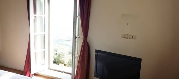 Villa de 3 dormitorios en Castelfranco Piandiscò, Italy No. 337281 19