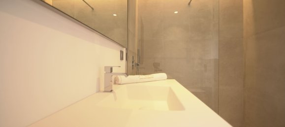 5 bedrooms Villa in Marbella, Spain No. 19605 25