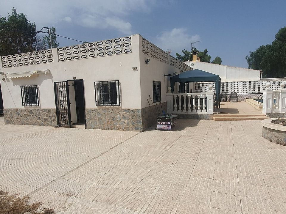 4 Schlafzimmer Haus in Sax, Spain, Nr. 185774