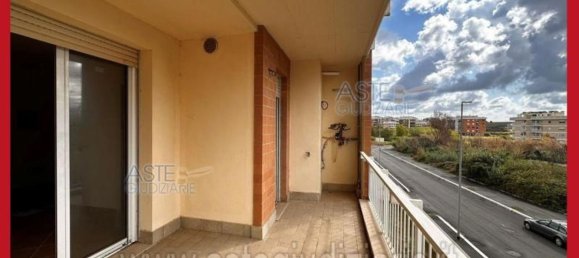 5 bedrooms Apartment in Rome, Italy No. 334121 2