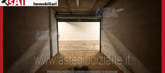 5 bedrooms Apartment in Rome, Italy No. 334121 4