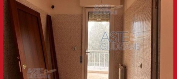 5 bedrooms Apartment in Rome, Italy No. 334121 14