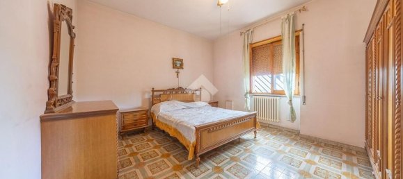 4 rooms Apartment in Rome, Italy No. 280457 13