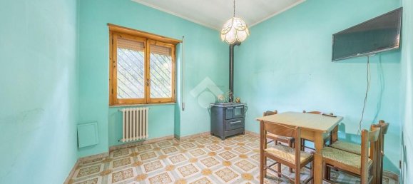 4 rooms Apartment in Rome, Italy No. 280457 10