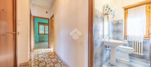 4 rooms Apartment in Rome, Italy No. 280457 7