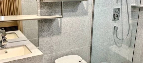 2 bedrooms Condo in Bangkok, Thailand No. 25339 6