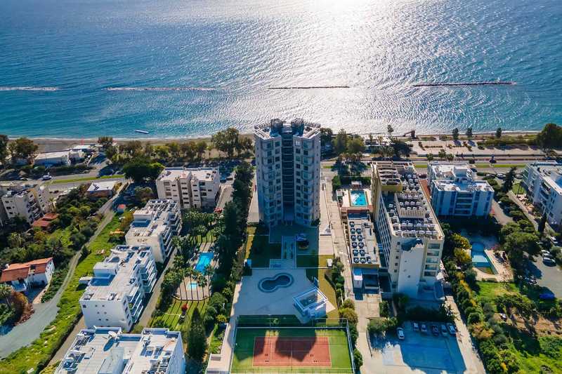 2 bedrooms Apartment in Agios Tychonas, Cyprus No. 8672