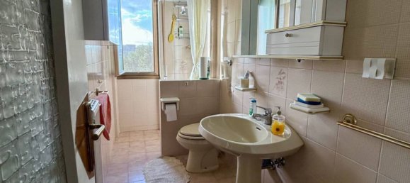 Studio in Rome, Italy No. 44094 11