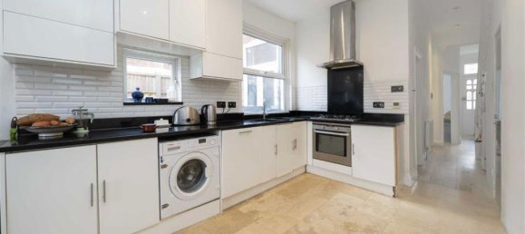 4 bedrooms House in Cricklewood, United Kingdom No. 5701 11