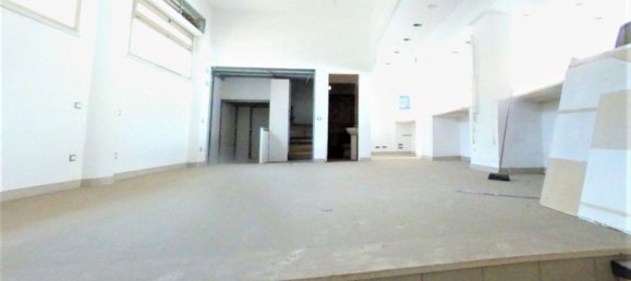 Коммерческая недвижимость 388м² в Корильяно Калабро, Италия № 370737 12