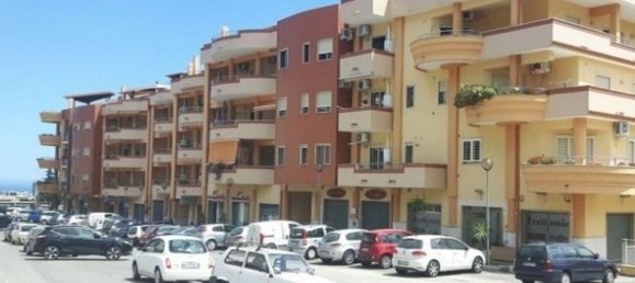 Коммерческая недвижимость 388м² в Корильяно Калабро, Италия № 370737 3