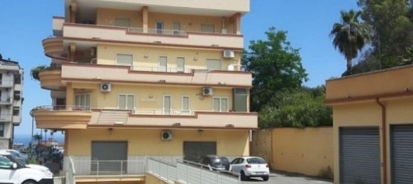 Коммерческая недвижимость 388м² в Корильяно Калабро, Италия № 370737 2