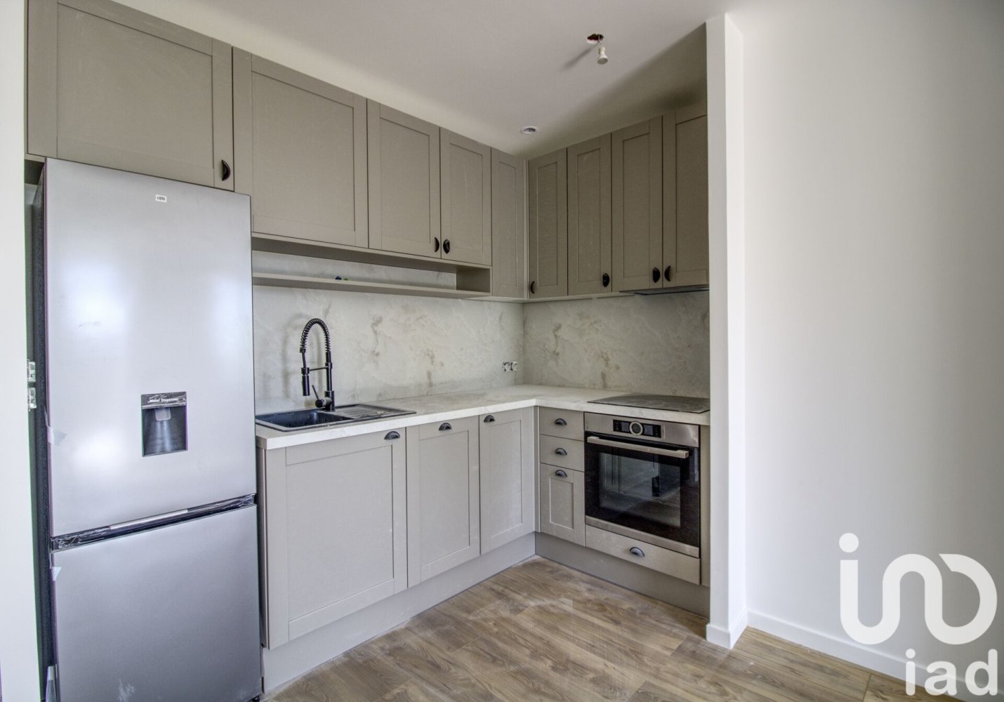 Квартира с 1 спальней в Куломье, Франция № 319454